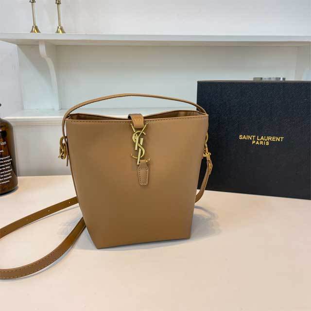 Metal Logo Fashion Crossbody Bucket Bag