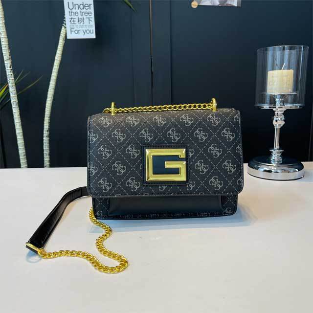 Chained Fashion Women Messenger Bag