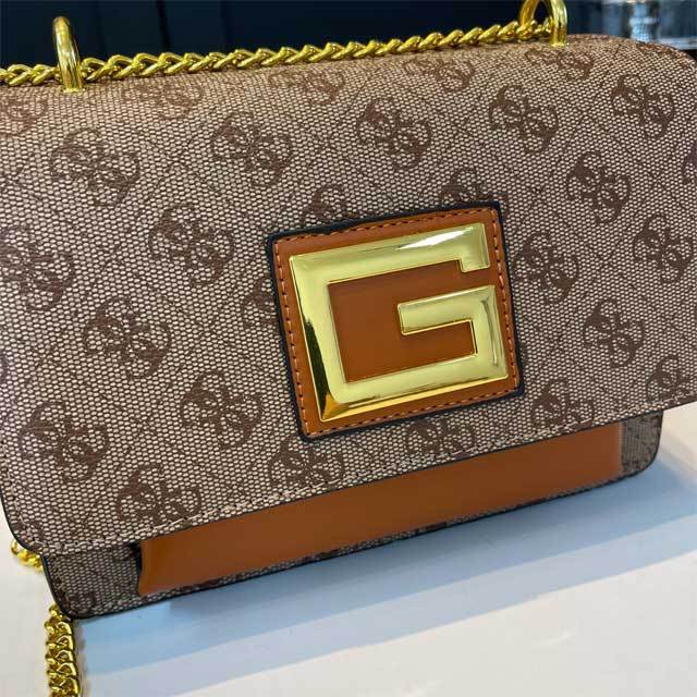 Chained Fashion Women Messenger Bag