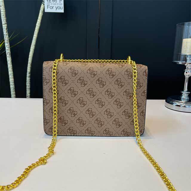 Chained Fashion Women Messenger Bag