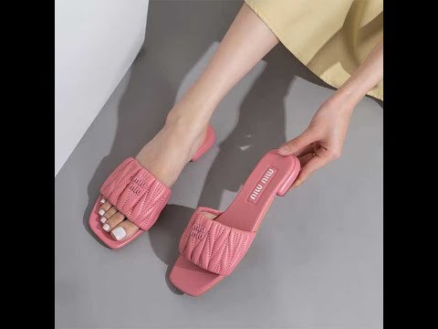 Elegant Ladies Solid Color Open Top Slides Shoes