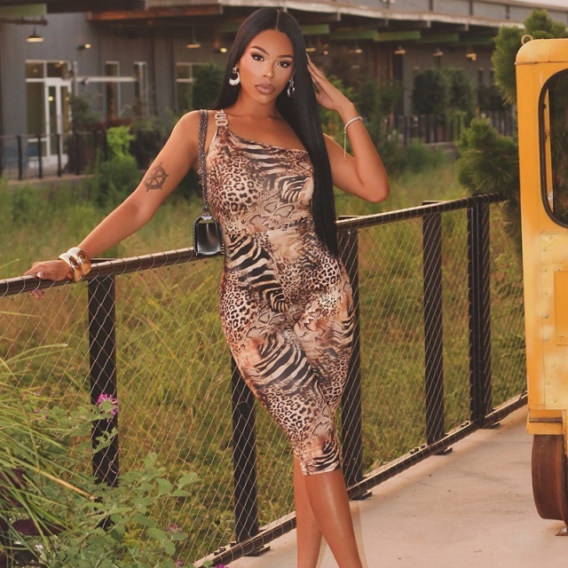 Leopard Printed Single Shouder Cropped Jumpsuit