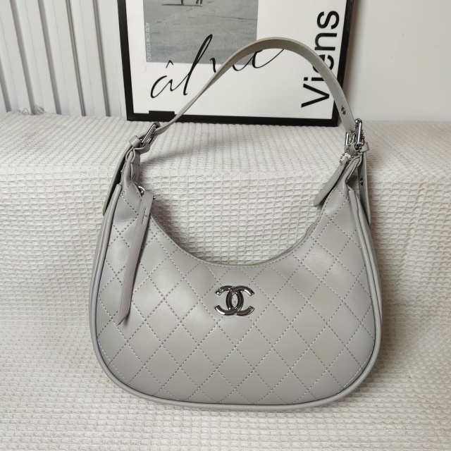 Elegant Women Leather Fashion Purses