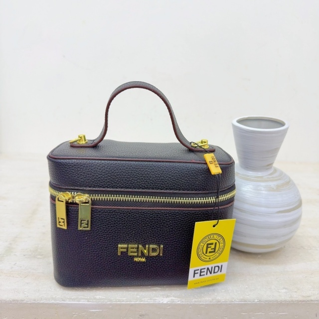 Leather Fashion Crossbody Makeup Bag