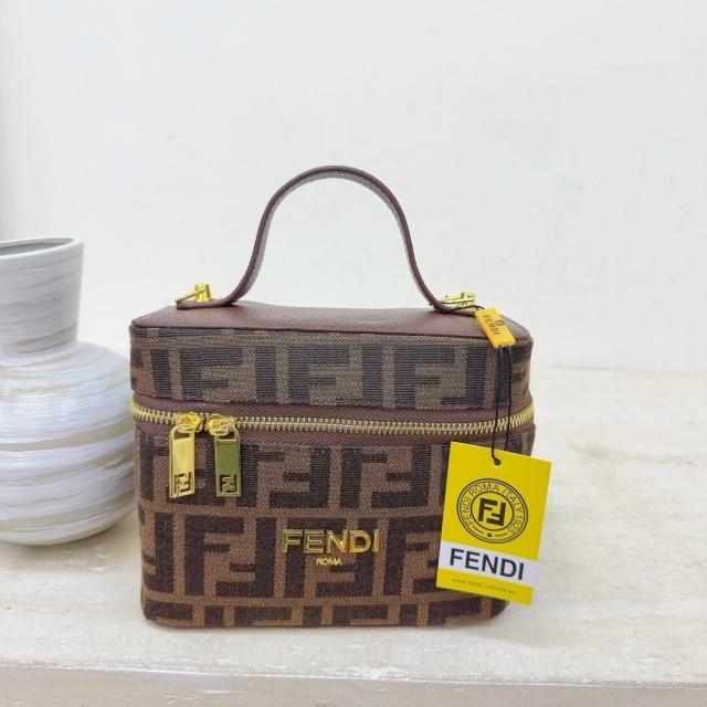 Leather Fashion Crossbody Makeup Bag
