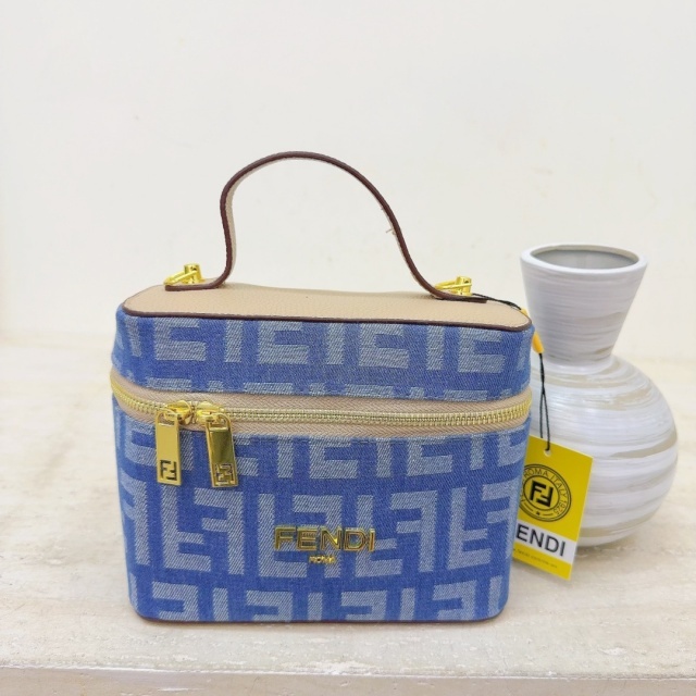 Leather Fashion Crossbody Makeup Bag