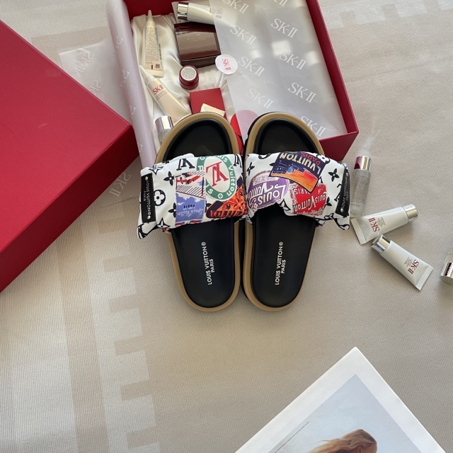Cartoon Series Velcro Flat Slides