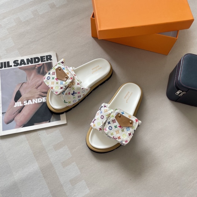 Fashion Design Women Casual Slipper