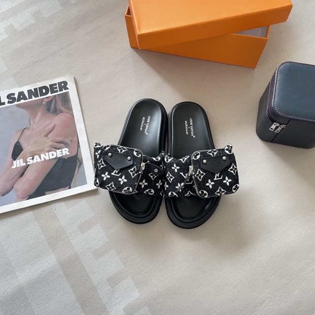 Fashion Design Women Casual Slipper