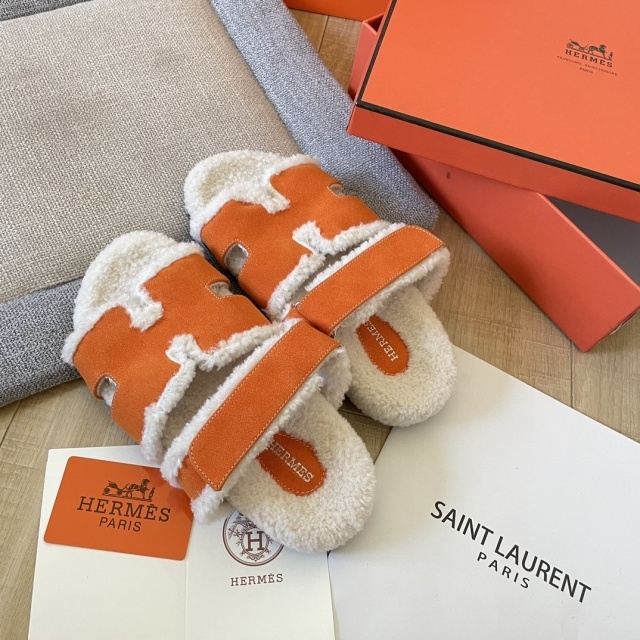 Fashion Furry Casual Slipper