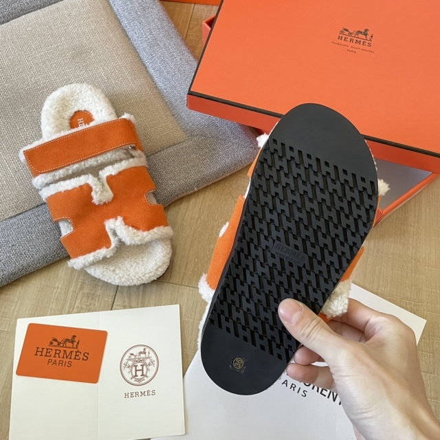 Fashion Furry Casual Slipper