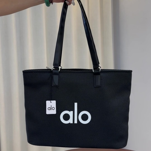 Letters Printed Canvas Shouder Bag