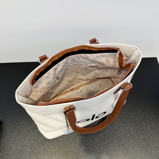 Letters Printed Canvas Shouder Bag