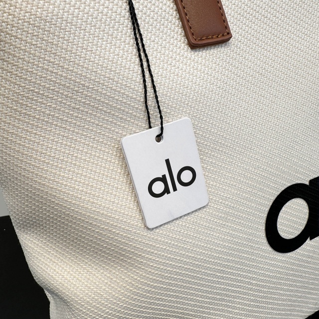 Letters Printed Canvas Shoulder Bag