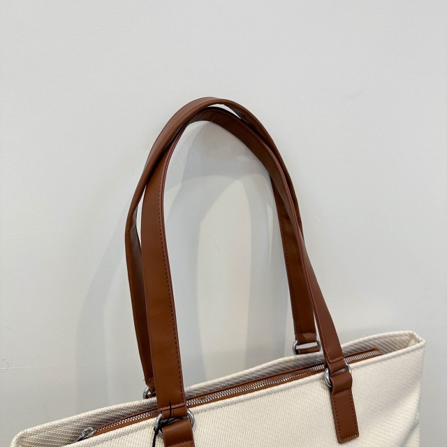 Letters Printed Canvas Shouder Bag