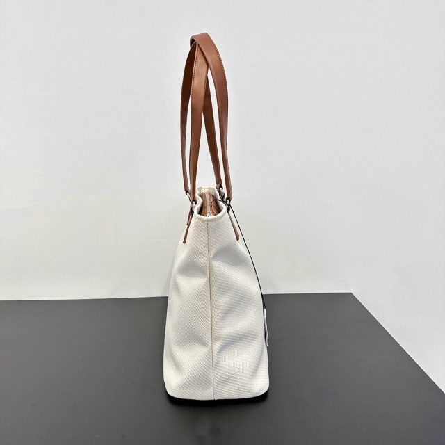 Letters Printed Canvas Shouder Bag