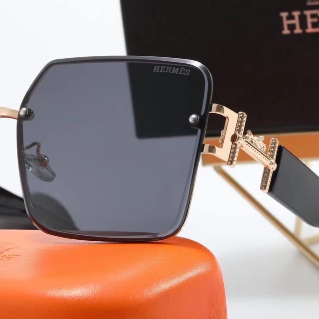 Large Square Frame Luxury Glasses