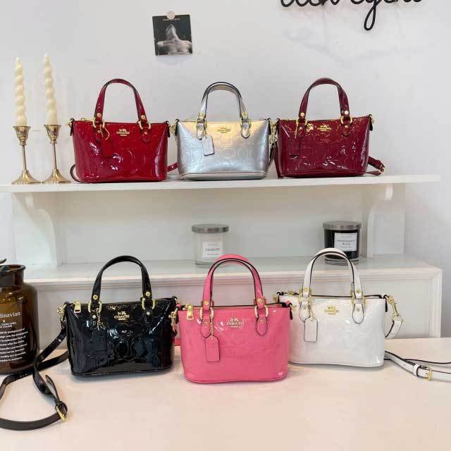 Leather Embossing Fashion Crossbody Handbag