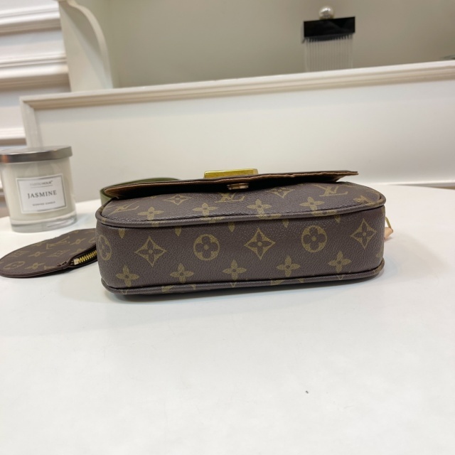 Metal Logo Printed Fashion Leather Messenger Bag