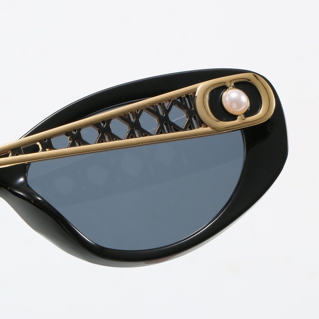 Chic Cat Eye Frame Luxury Glasses