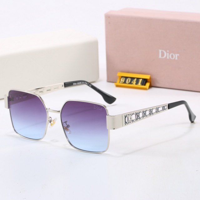 Square Metal Frame Luxury Glasses