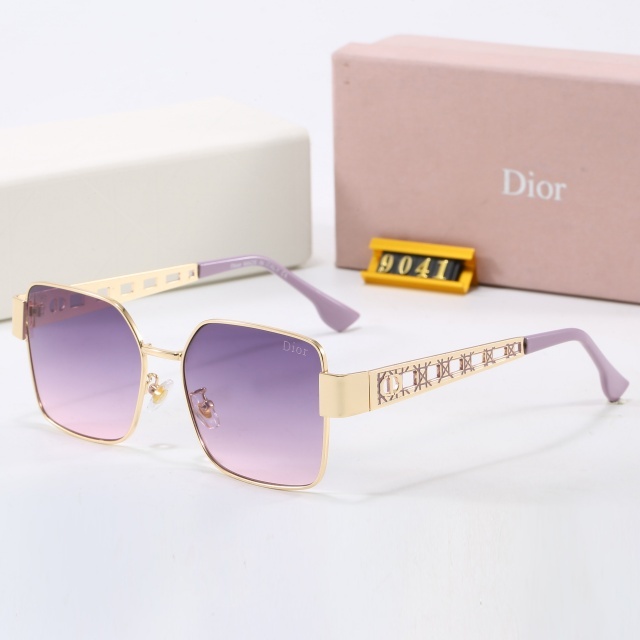 Square Metal Frame Luxury Glasses
