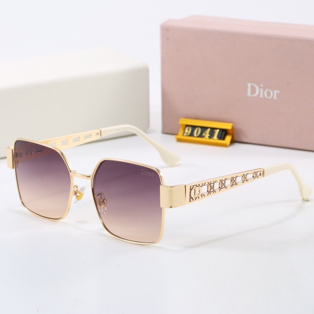 Square Metal Frame Luxury Glasses