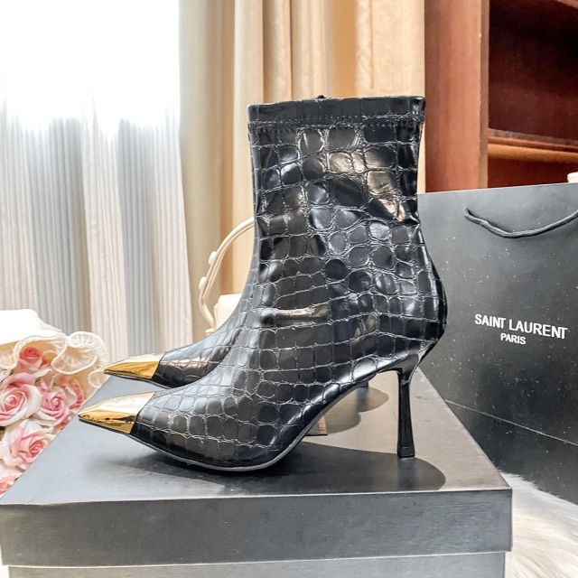 Pointed Toe Fashion Ankle Boots