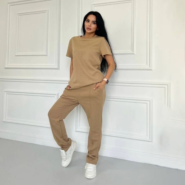 Embossing Fashion Short Sleeve Fall Jogging Suit