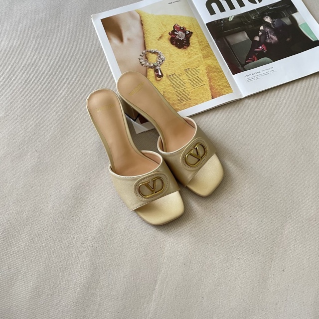 Luxury Fashion Women Sexy Chunky Sandals