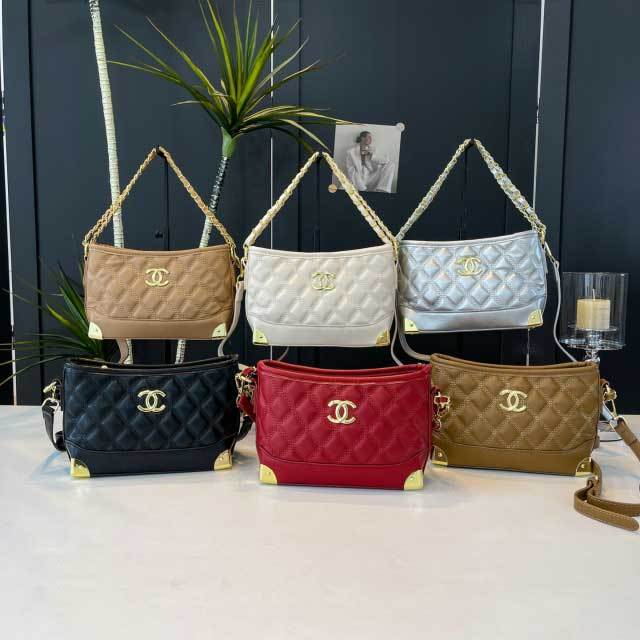Metal Logo Leather Women Fashion Handbag