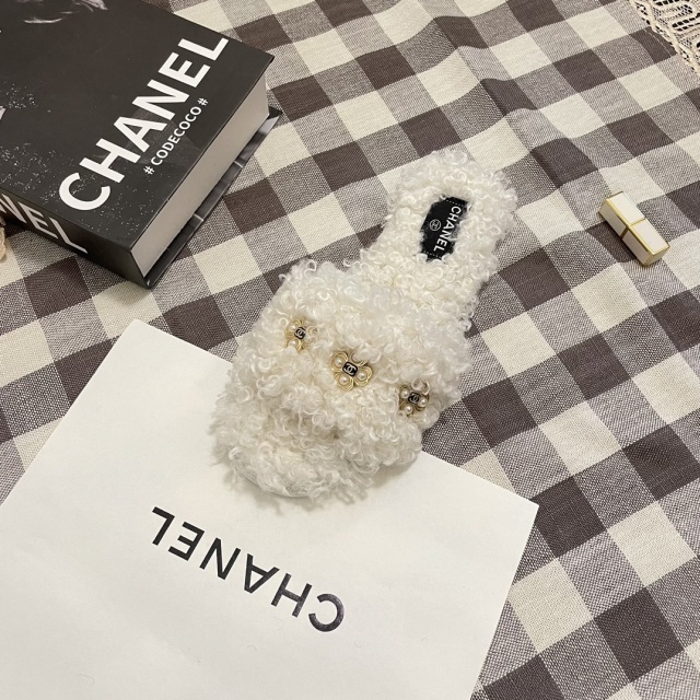 Fashion Design Luxury Furry Slides