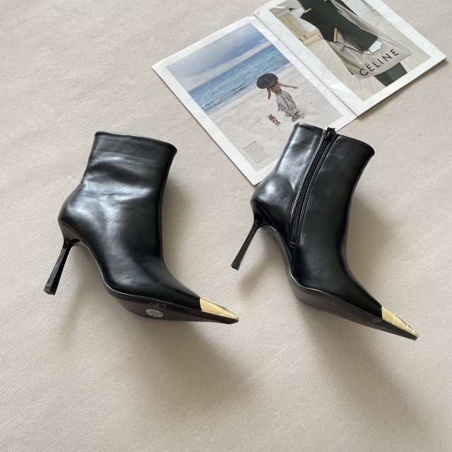 Sexy Pointed Toe Leather Short Boots