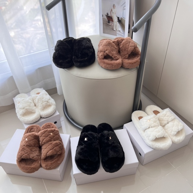 Women Fashion Luxury Furry Slides