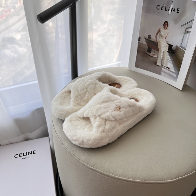 Women Fashion Luxury Furry Slides