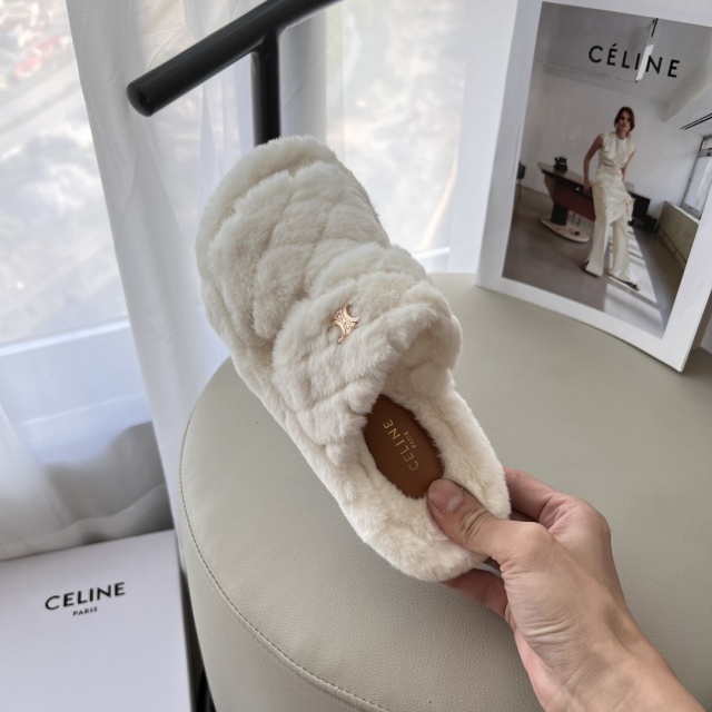 Women Fashion Luxury Furry Slides