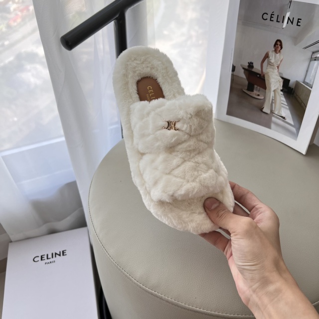 Women Fashion Luxury Furry Slides