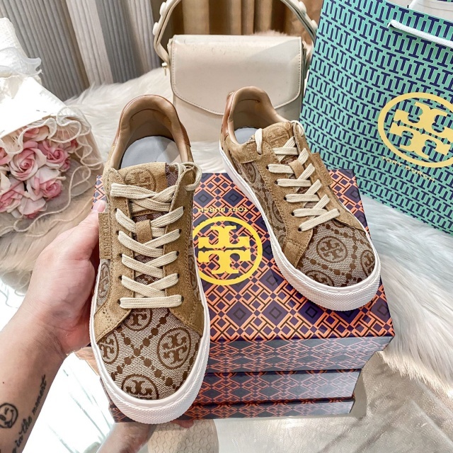 Fashion Lace-Up Luxury Women Sneakers