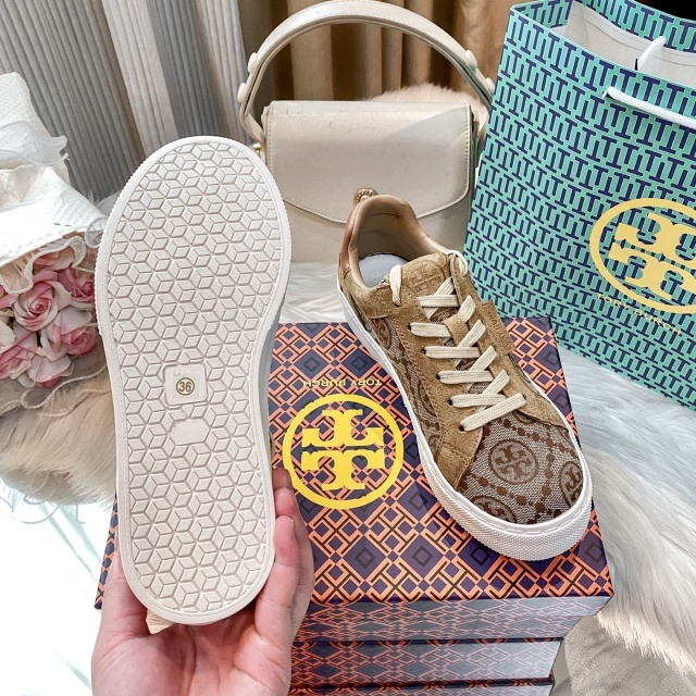 Fashion Lace-Up Luxury Women Sneakers