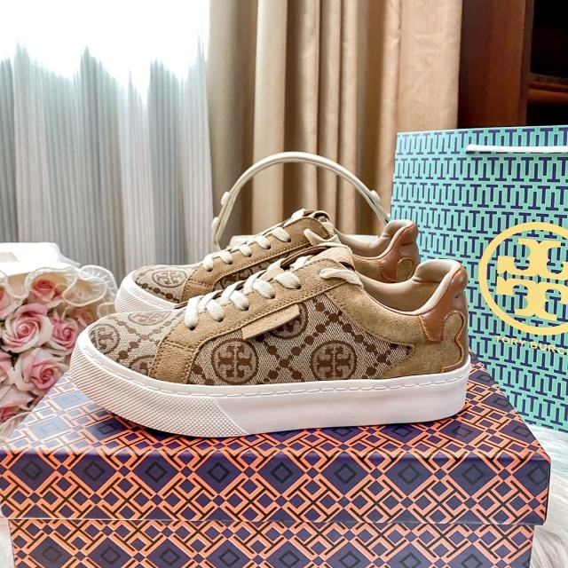 Fashion Lace-Up Luxury Women Sneakers