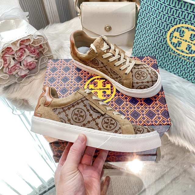 Fashion Lace-Up Luxury Women Sneakers