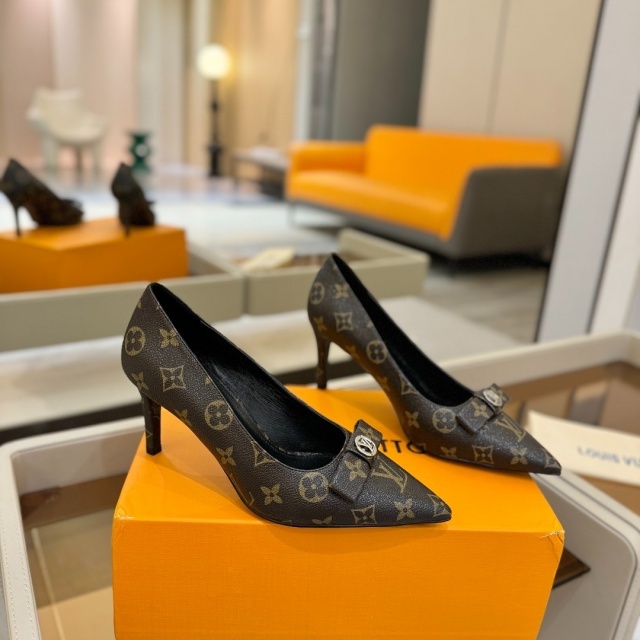 Sexy Pointed Toe Luxury High Heels