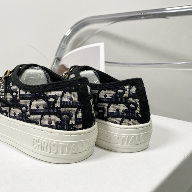 Embroidery Luxury Fashion Sneakers