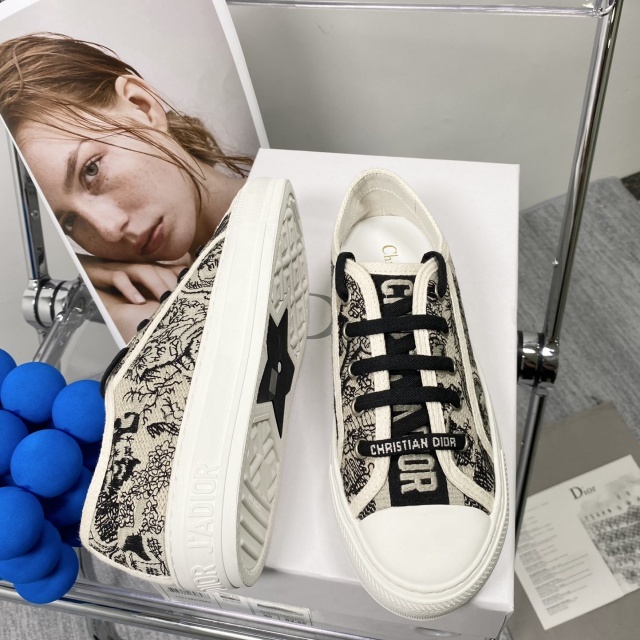Luxury Design Casual Sneakers Shoes