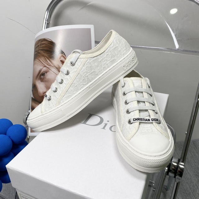 Streetwear Fashion Women Luxury Sneakers
