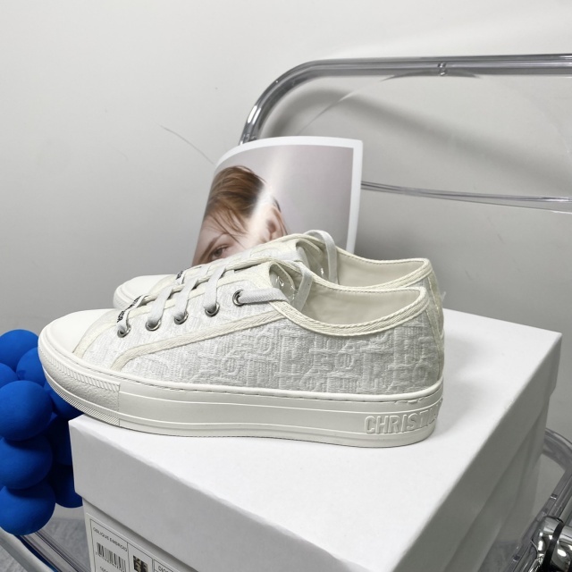 Streetwear Fashion Women Luxury Sneakers