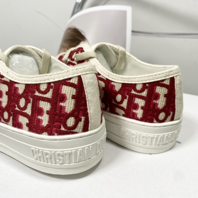 Streetwear Fashion Women Luxury Sneakers