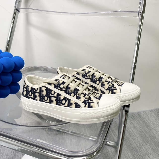 Streetwear Fashion Women Luxury Sneakers