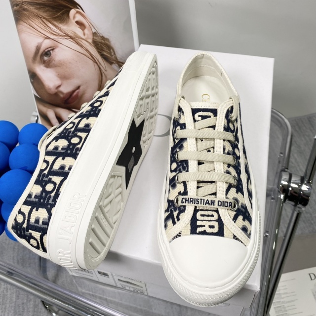 Streetwear Fashion Women Luxury Sneakers