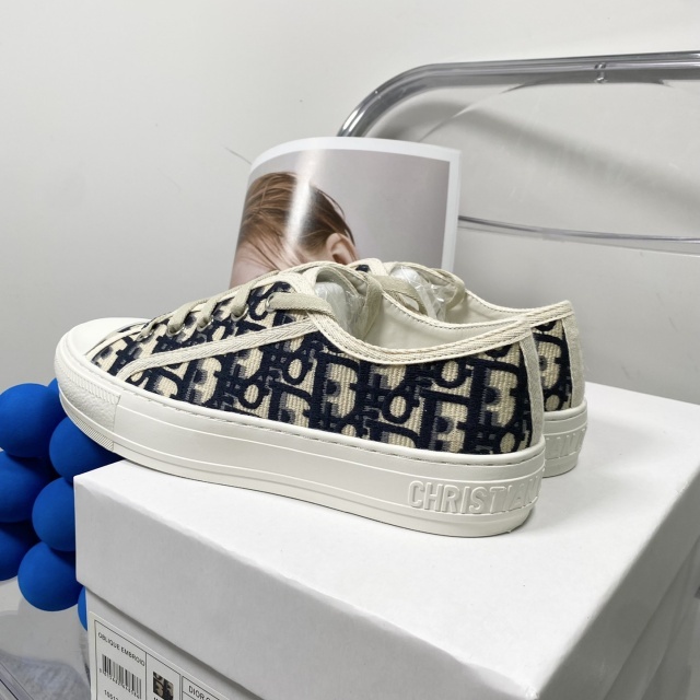 Streetwear Fashion Women Luxury Sneakers